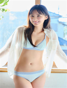 《美女打开双腿扒开屁股男生》