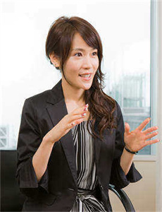 《小莉刺激的暴露经历47》