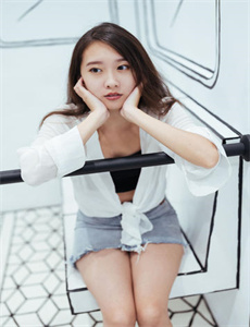 《qvod 少女》